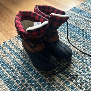 GAP 3M Thinsulate snow boots